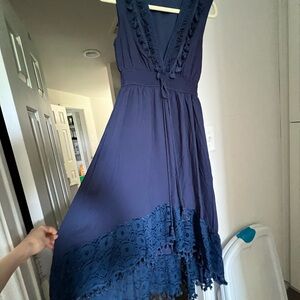 Navy Blue lace maxi dress- New with tags Size small